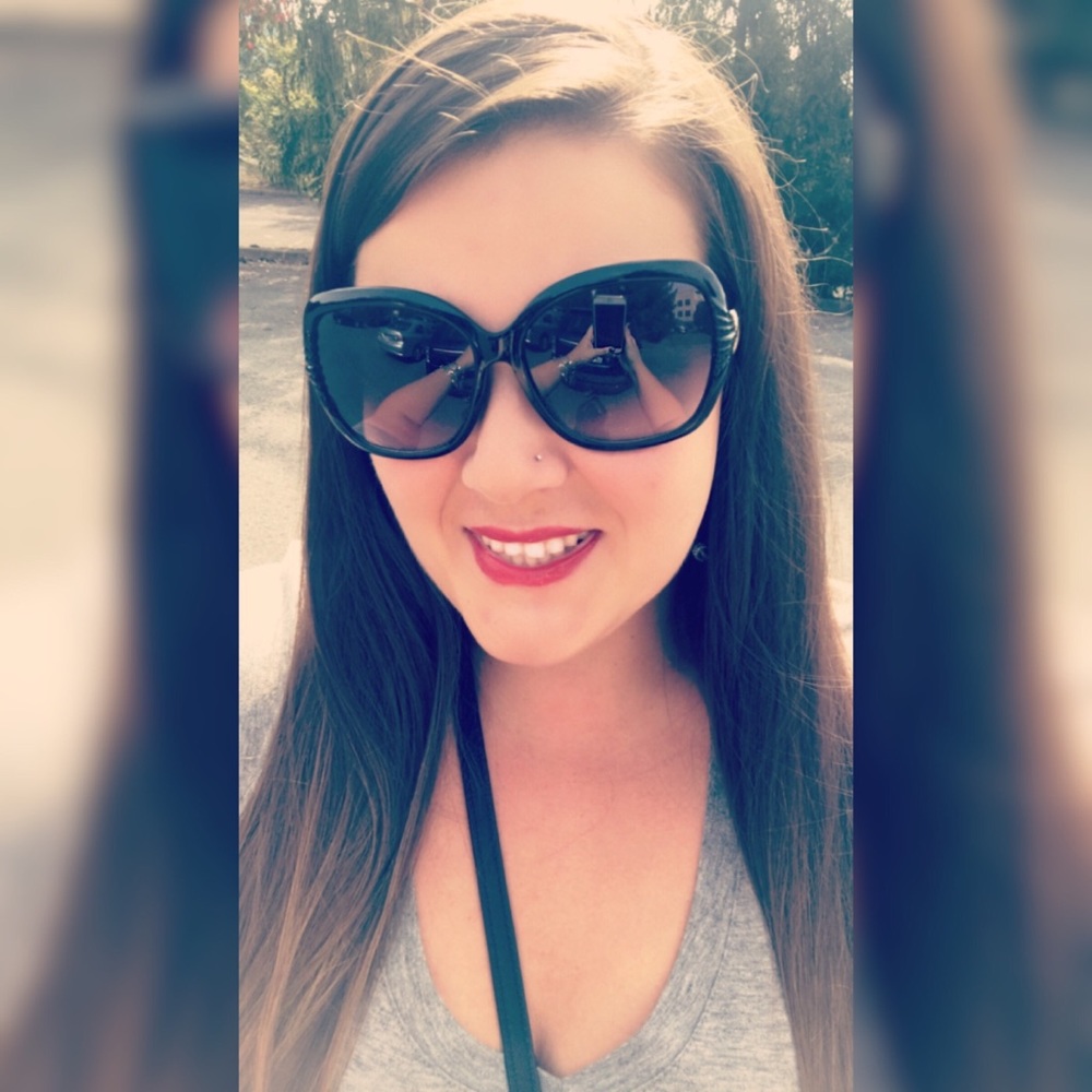 Meet your Posher, Amy